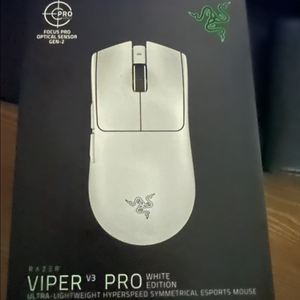레이저 바이퍼 v3 pro 화이트 새상품 팝니다