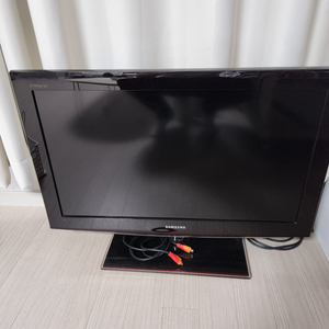 삼성 32인치 LCD TV 팝니다.