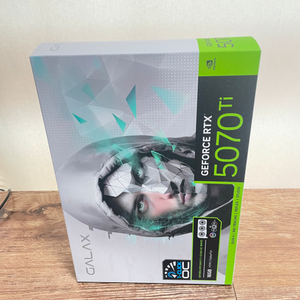 갤럭시 5070ti 화이트 OC버전 미개봉