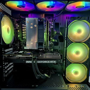 9600x rtx5070 고성능 컴퓨터 pc