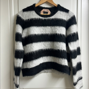N21 스트라이프 니트