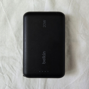 벨킨 C타입 케이블 일체형 10000mAh 보조배터리