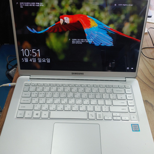 삼성 슬림형노트북 (nt951XBE). i5. 8세