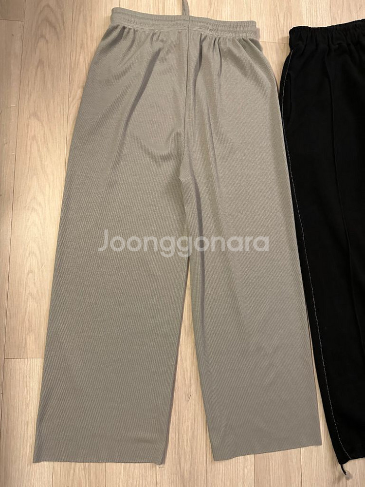 회색바지 (골지) 검정바지(밑단조절)검정 후드(얇음)--2