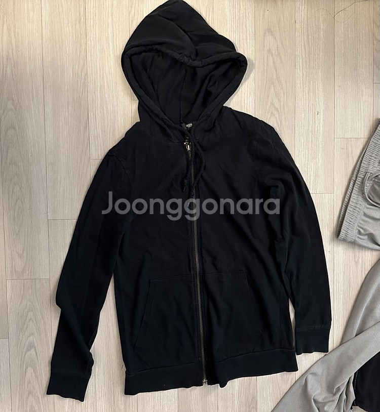 회색바지 (골지) 검정바지(밑단조절)검정 후드(얇음)--6