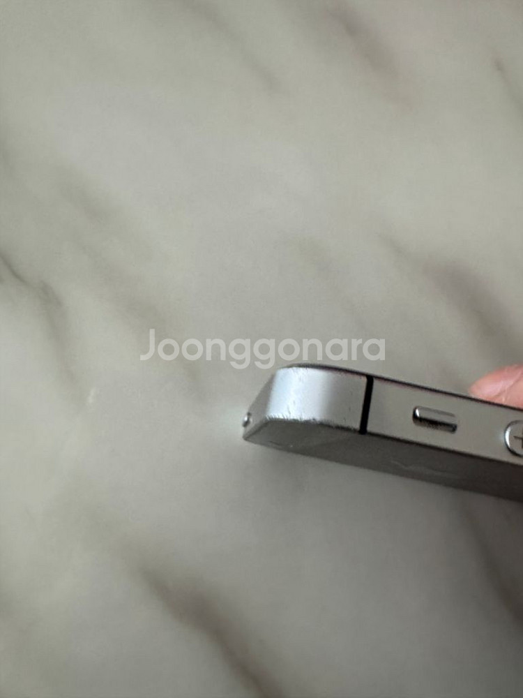 아이폰se 128gb 스페이스그레이--8