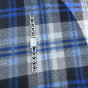 D&G (돌체앤가바나) 여성 메탈 시계 판매합니다!