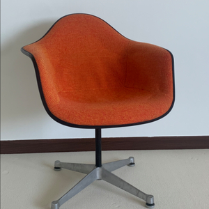허먼밀러 Herman Miller 임스 암체어