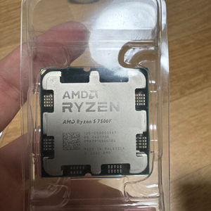 AMD 라이젠5 7500F CPU 판매합니다 쿨러제공