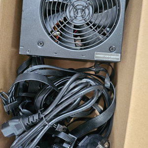 슈퍼플라워 700W 파워