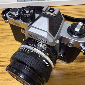 니콘 fm2 본체 및 렌즈(50mm 1.4)