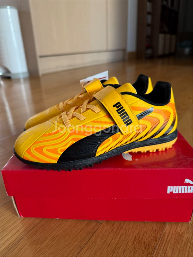 푸마 puma one 풋살화 200 새상품--0