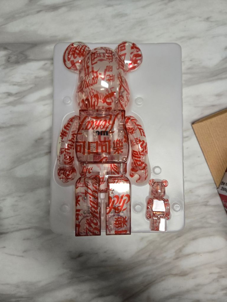 베어브릭 코카콜라 400% & 100 % 판매합니다 이미지