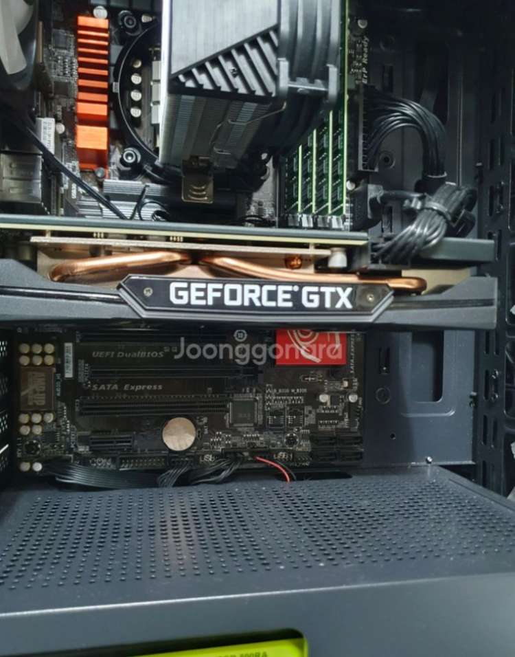 게이밍 컴퓨터 GTX 1660 Super 이미지