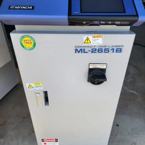 [신품급] 고성능 레이저 용접기800w/700w 2가지