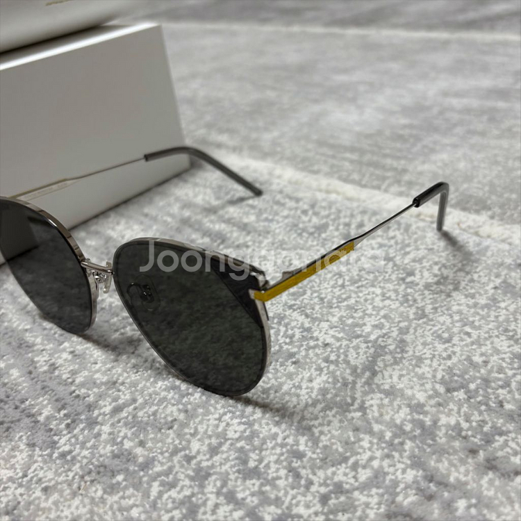 젠틀몬스터 MIMICHIC-G2--4