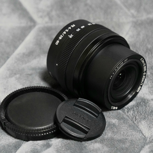 소니 신번들 28-60mm SEL2860 판매합니다