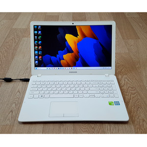 삼성 노트북 NT500R5N 판매합니다