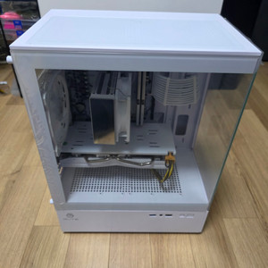 컴퓨터 본체 ( 새상품 ) ,amd 5600/rx580