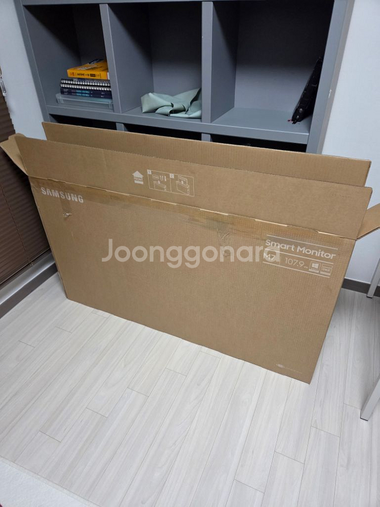 삼성 M7 43인치 (UHD 4K)--2