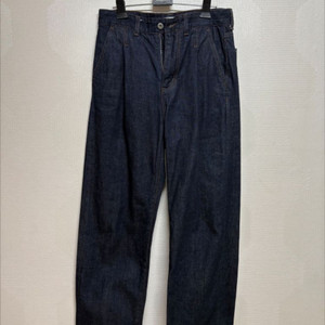 [비슬로우] COMFY ONE TUCK SELVAGE