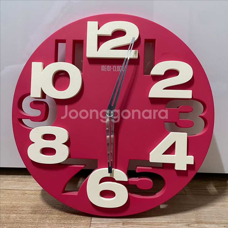 벽시계--0