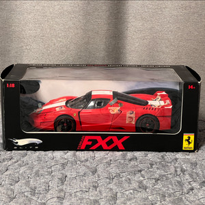 핫휠 엘리트 페라리 FXX 1:18 판매합니다