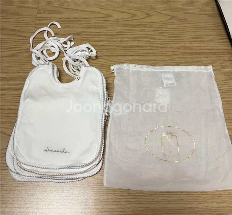 봉쁘앙턱받이세트 반가격에내놔요--0