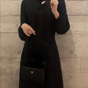 슬로우앤드 투타입 타이원피스 하객룩 블랙