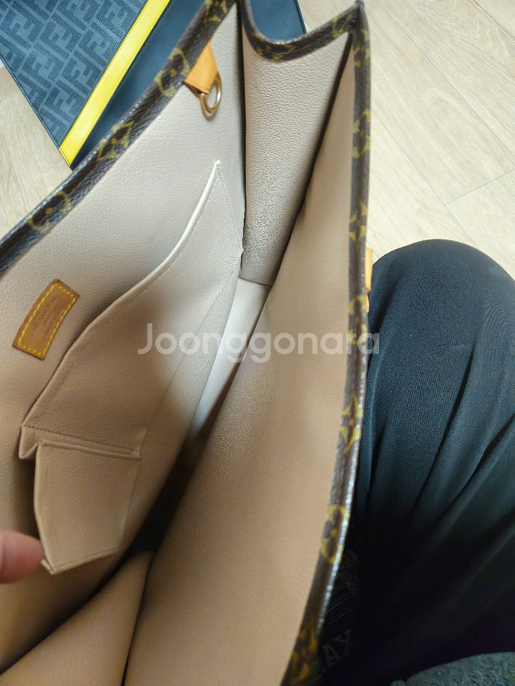 [루이비통] 정품 루이비통 모노그램 삭플라 토트백--1