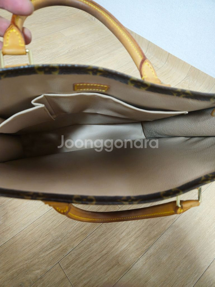 [루이비통] 정품 루이비통 모노그램 삭플라 토트백--2