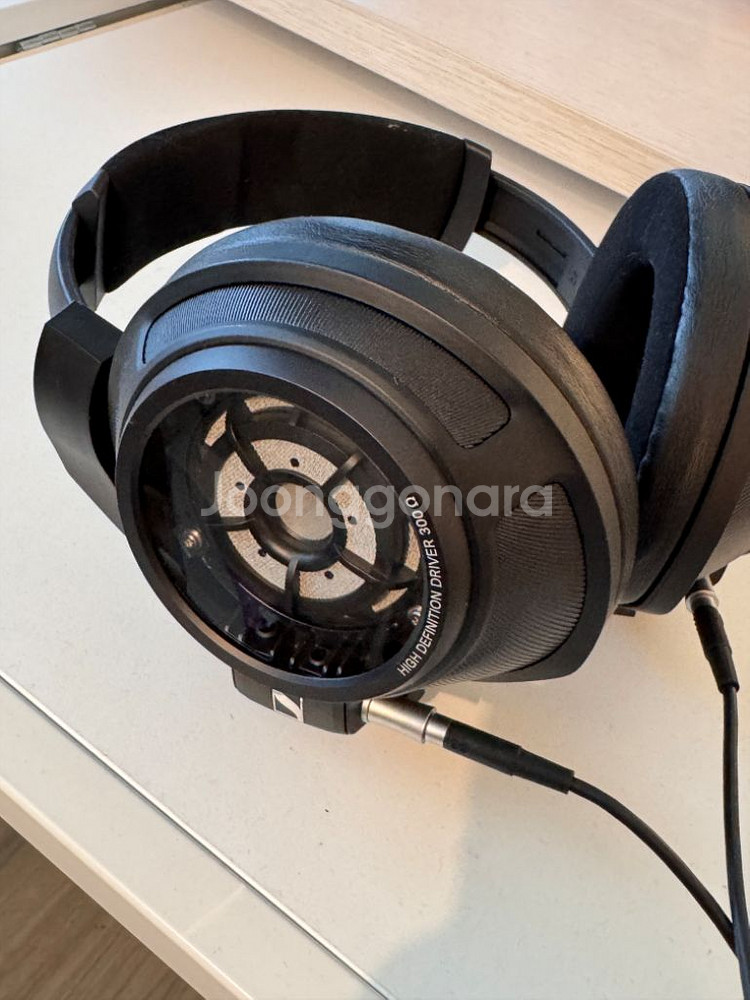 젠하이저 HD820--0