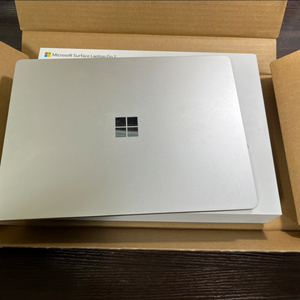서피스 랩탑 고2 / 8GB / 256GB / 12.4