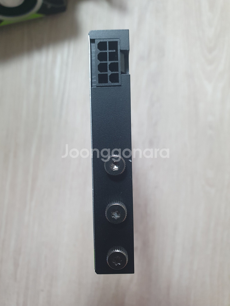 쿼드로 RTX 4000 그래픽 렌더링 설계용--3