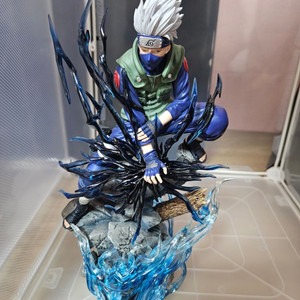 마지막가격내림)십년백인 카카시 레진 피규어