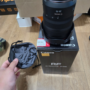 캐논 RF 24-70mm F2.8 렌즈 알계륵