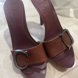 크리스찬디올 샌들 225사이즈