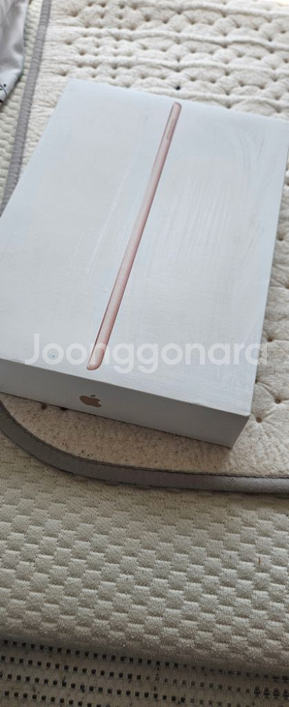 아이패드 7세대 32g 골드 13만원--6