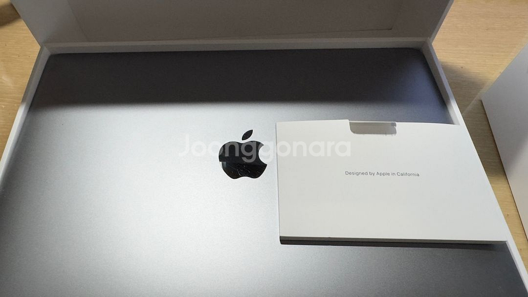 맥북에어 M1 8gb 256gb--2