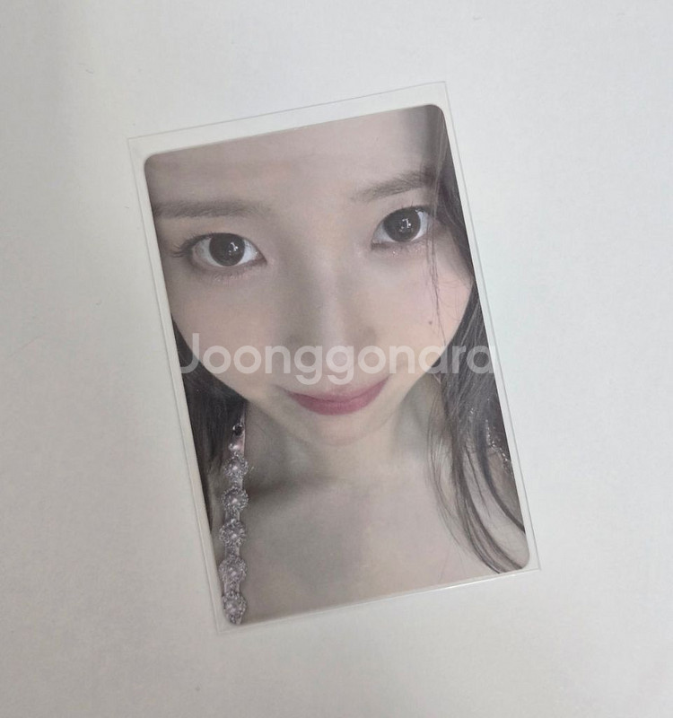 아이유 포카 콜렉트북 판매 더위닝 md--1
