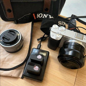 [판매] Sony a6300 + 번들렌즈 + 35mm