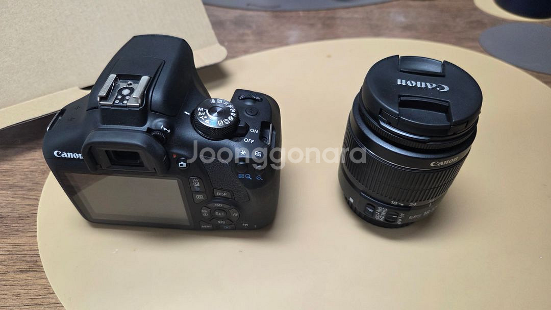 캐논. EOS-1500D--1