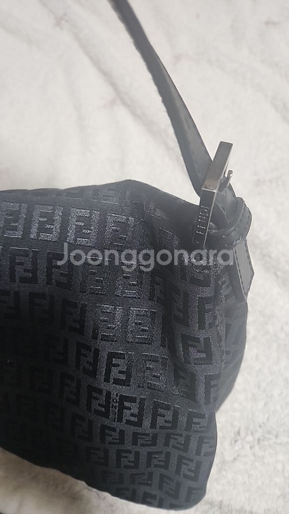 정품 펜디 바게트백 숄더백 주카 맘마 패브릭--3