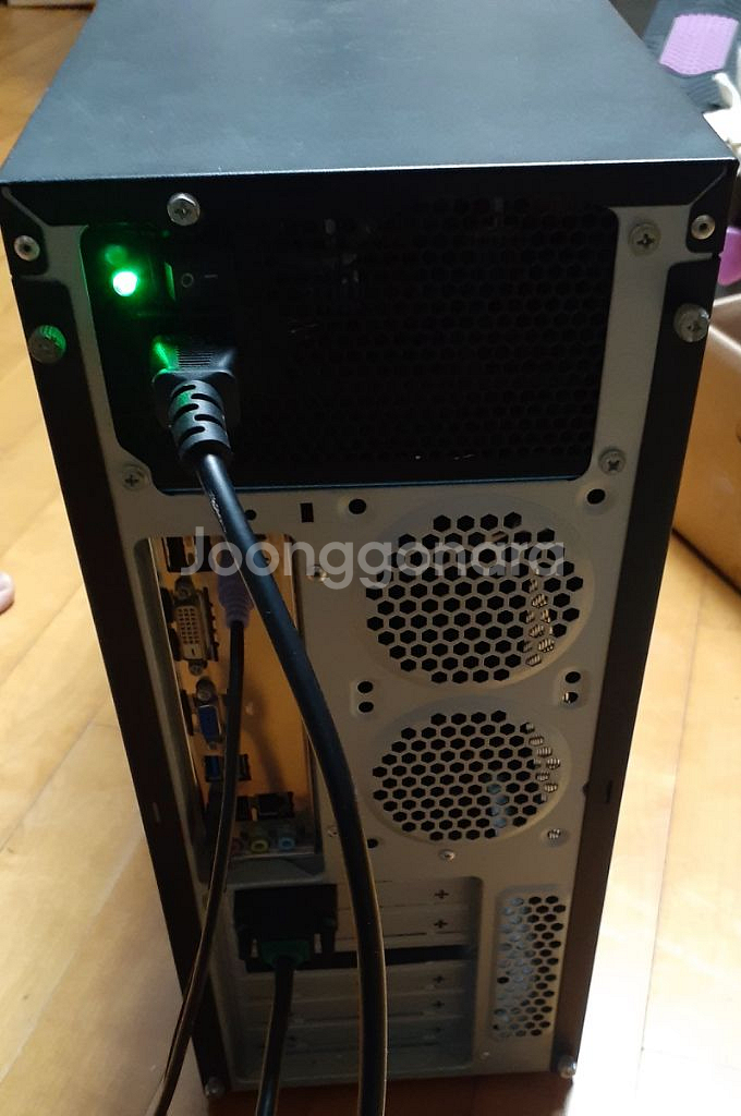 데스크탑 i3, 램4GB, GTS250, HDD320G--2