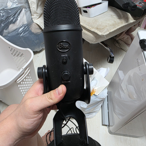 블루 예티 blue yeti 게임용 방송용 마이크