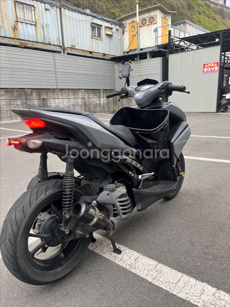 야마하 에어록스125--4