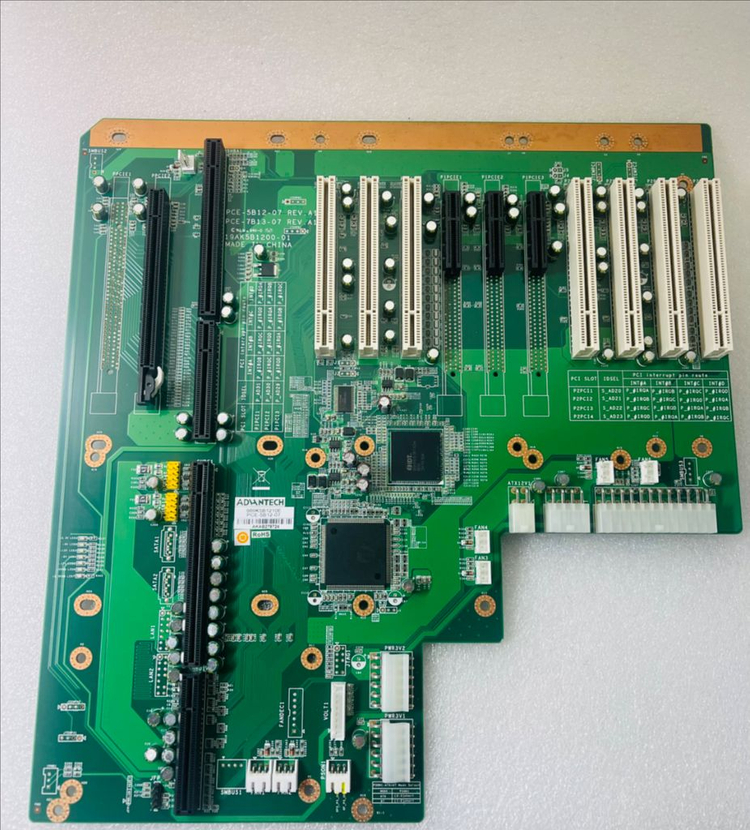 ADVANTECH. PCE-5B12-07 이미지