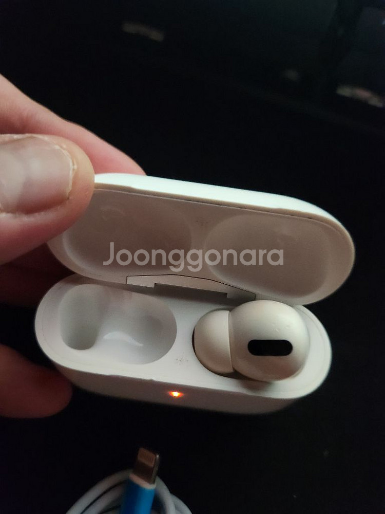 에어팟프로2 본체+오른쪽+충전기--5