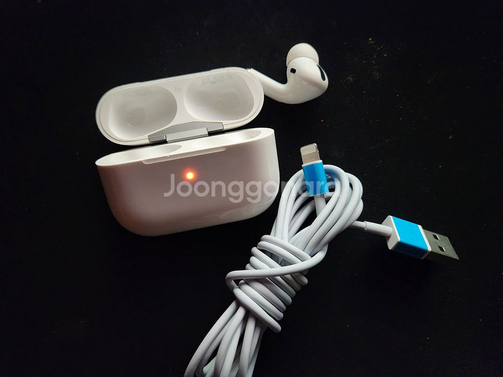 에어팟프로2 본체+오른쪽+충전기--4