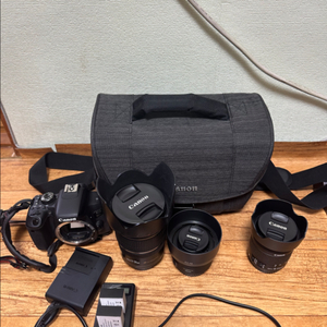 EOS 800D